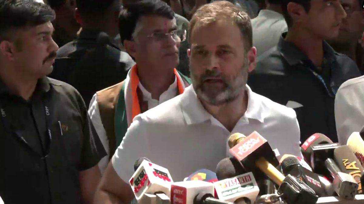 कर्नाटक में नफरत का बाजार बंद, मोहब्बत की दुकानें खुली : राहुल गांधी